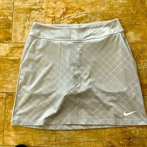 Nike women's skirt size XS